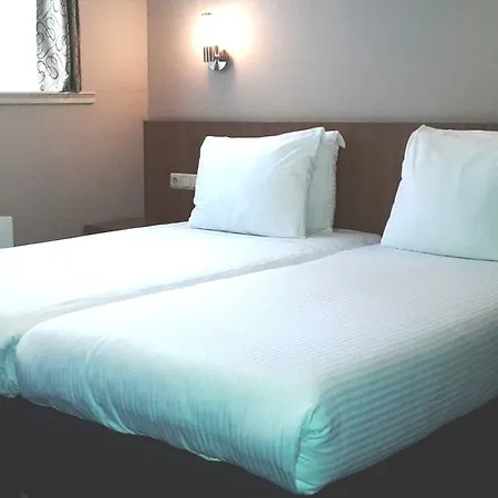 Leonardo Center Hotel