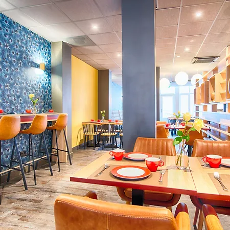 Hotel Leonardo Center 4*