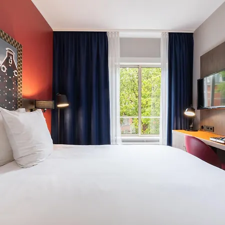 Hotel Leonardo Boutique Vondelpark 4*