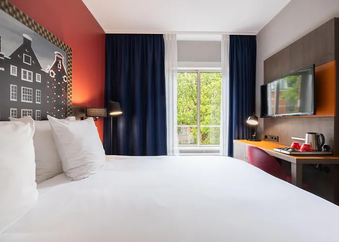 Hotel Leonardo Boutique Vondelpark 4*