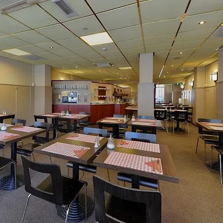 Leonardo Center Hotell 4*